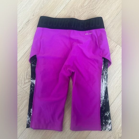 Nike Pink Bike Shorts with Stretchy Fabric - Picture 2 of 3